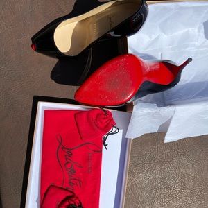 Christian Louboutin tibur 100 patent